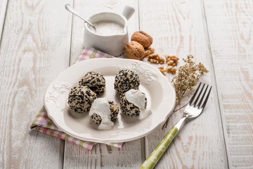 vegetarian meatballs with sesame seeds