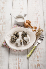 vegetarian meatballs with sesame seeds