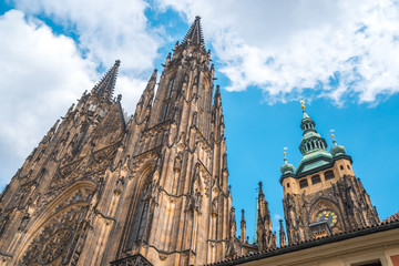 Fototapeta na wymiar St. Vitus Cathedral in Prague in a beautiful summer day