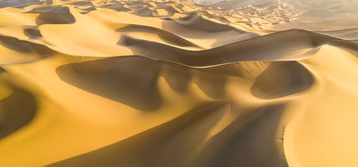 Zelfklevend Fotobehang golden sand dunes panorama © chungking