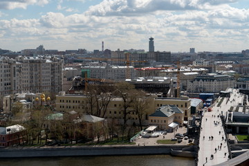 Вид на Водоотводный (Золотой) остров, Патриарший мост и Замоскворечье.