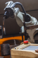  Programming robot welding