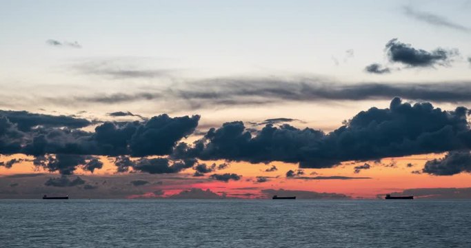Tanker on roadstead in Rostock Warnem&radic;&ordm;nde - Timelapse