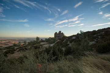 castillo en la montaña