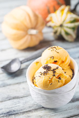 Pumpkin ice cream