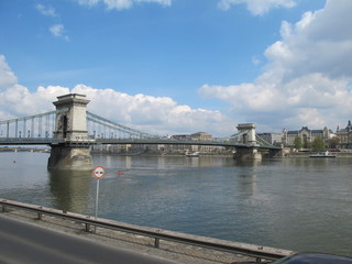 bridge in budapest