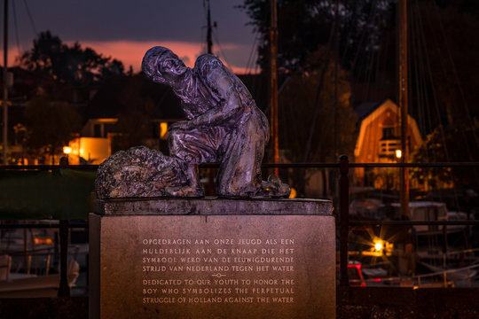 Statue called hanse drinker