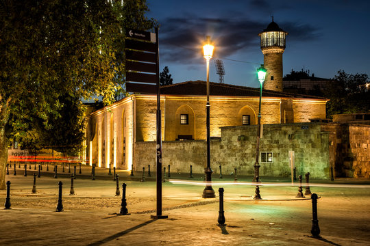 Night view of Ali Nacar Camii from street.