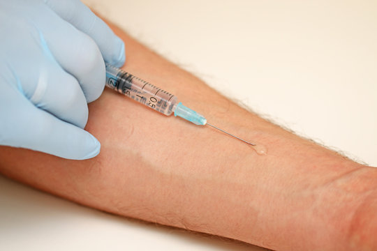 Injection for medical purposes for humans