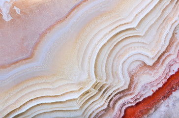 light agate structure with red line