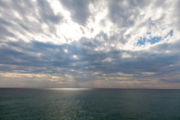 海　海岸　太平洋　サーファー
