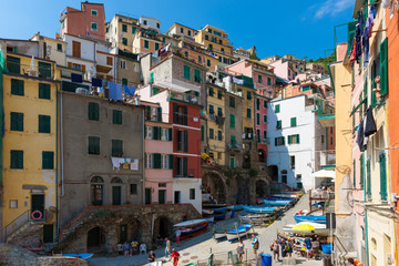 Fototapeta na wymiar Old town with colorful houses in Riomaggiore, Riomaggiore, Cinque Terre, UNESCO World Heritage Site, La Spezia province, Liguria, Italy, Europe