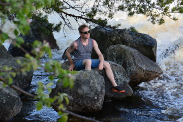 Looking at the Dal River with open floodgates