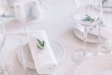 elegant table setting