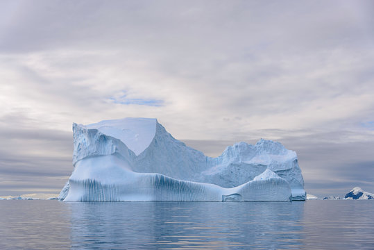 Beautiful Antarctiс seascape with iceberg
