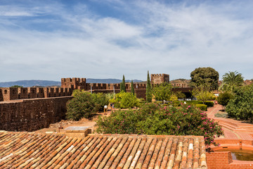Fototapeta na wymiar Silves Castle. A medieval fortress built by the Moorish empire/caliphate in the Algarve region of Portugal. 