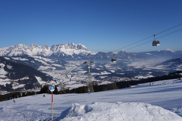 Tiroler Bergwelt im Winter