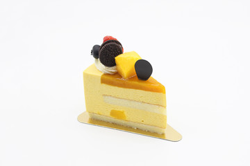 Mango mousse cake