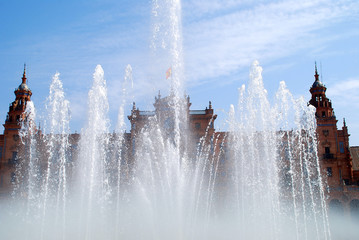 PLAZA DE ESPAÑA EN SEVILLA. ANDALUCÍA, ESPAÑA