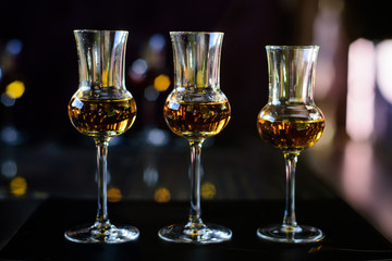 Whiskey tasting, whiskey glass