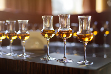 Whiskey tasting, whiskey glass