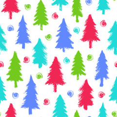 Obraz premium Seamless pattern with colorful Christmas trees and stylized snowflakes isolated on white background. Winter forest wallpaper. Doodle style grunge shapes.