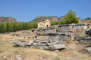 hyerapolis pamukkale turkey antique city buildings landscape stones ruins