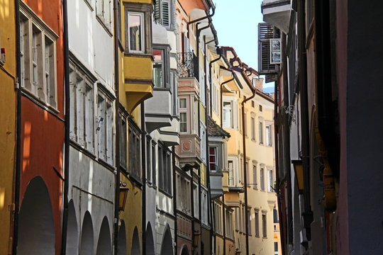 Case in via dei Portici a Bolzano