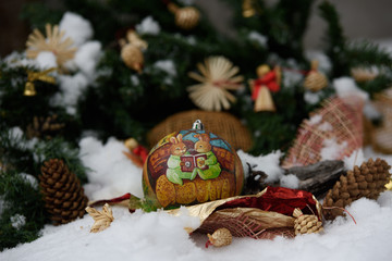 Christmas Decorations: Balls, fir branches, ribbons, straw toys and postcards