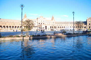 Obraz premium PLAZA DE ESPAÑA DE SEVILLA. ANDALUCÍA, ESPAÑA