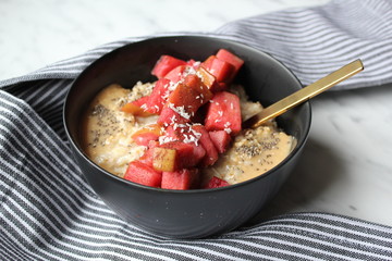 Overnight Oats mit Obst