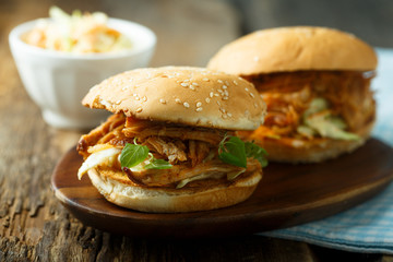 Pulled pork burgers
