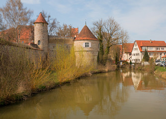 Naklejka premium Historische Altstadt Dinkelsbühl mit Burggraben