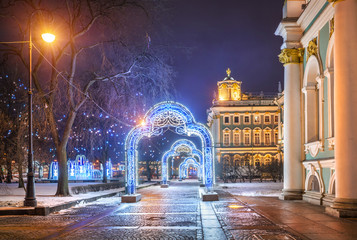 Новогодние арки у Эрмитажа в Санкт-Петербурге Christmas...