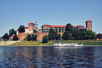 Fototapeta premium Wawel Hill and the architectural complex in Krakow, on the left bank of the Vistula.
