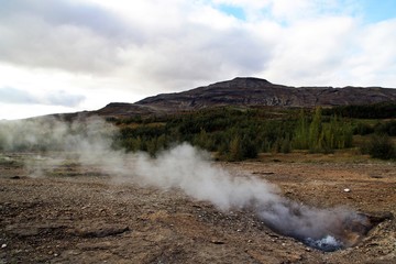 Campo de geysir en Islandia.