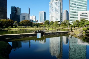 Naklejka premium 旧芝離宮恩賜庭園