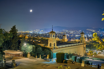 Fototapeta na wymiar View of the city center at night in barcelona