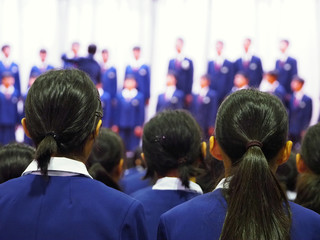 中学生の合唱コンクールの発表会
