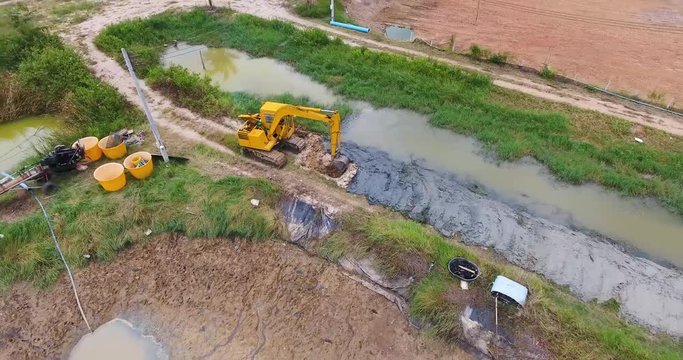 Drone view excavator working 4