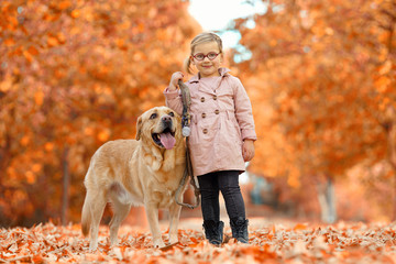 bunter Herbstspaziergang