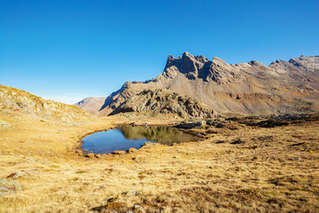 Val Viola - Bormio (IT) - Piccolo laghetto al Passo Viola
