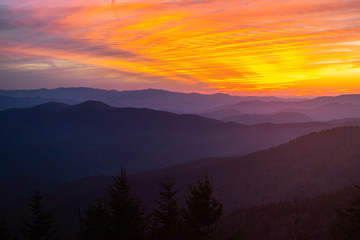 Obraz na płótnie Canvas Mountain Sunset