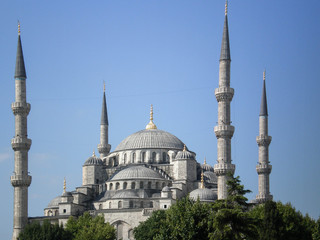 Fototapeta na wymiar BLUE MOSQUE IN ISTANBUL