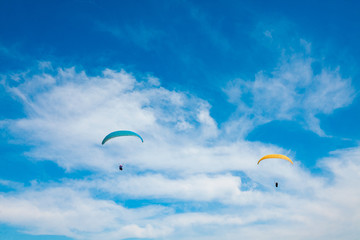 paragliding air travel