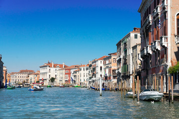 Obraz na płótnie Canvas muticolored Venice houses over water of Grand canal, Italy