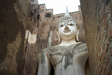 The big Buddha Phra Achana in Wat Si Chum