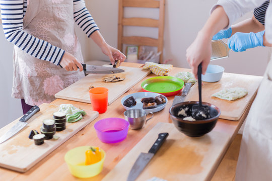 料理教室 の画像 21 266 件の Stock 写真 ベクターおよびビデオ Adobe Stock