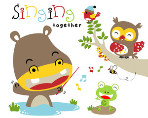 Obraz premium Vector illustration with animals cartoon singing together. Eps 10