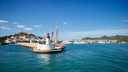Fototapeta na wymiar Formentera Faro del puerto de Ibiza 